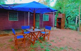 Hostal Cabana Dona Angela 1 Coratei- 12 Personas Ayolas  Paraguay